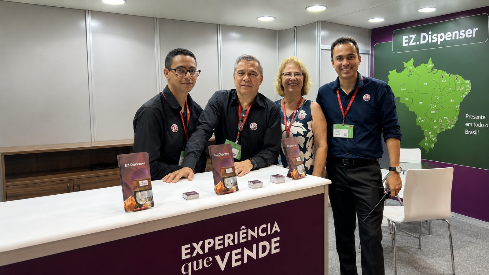 Equipe e fábrica do EZ.Dispenser, fabricante nacional de dispenser de vinho profissional